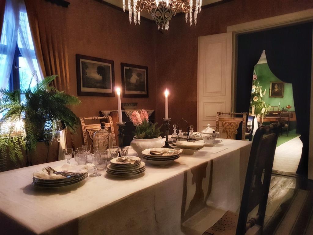 1800-luvun porvariskodin joulukattaus. Kuva: Raahen museo.